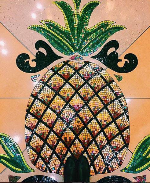 Fliesen als Ananas