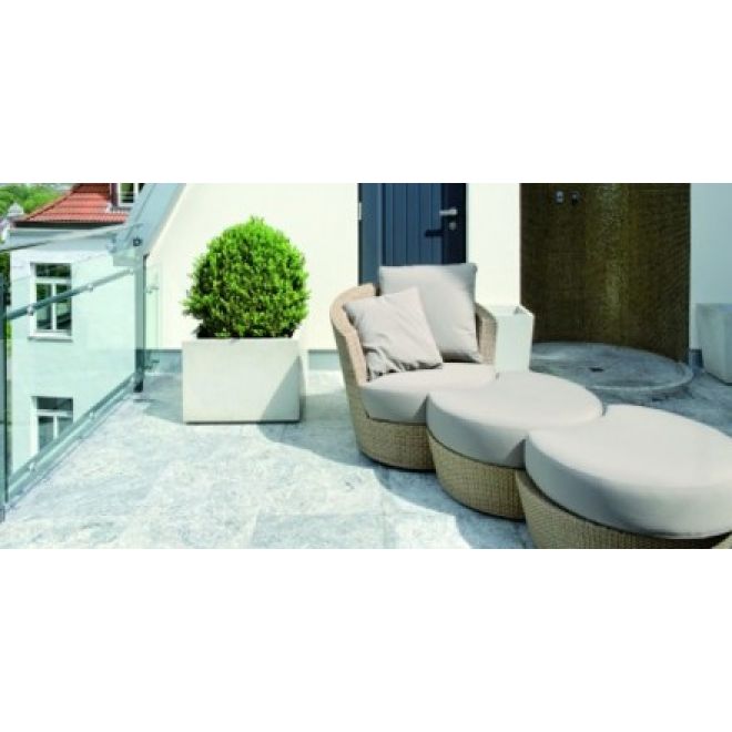 Weber.xerm 844 Balkon mit Fliesen
